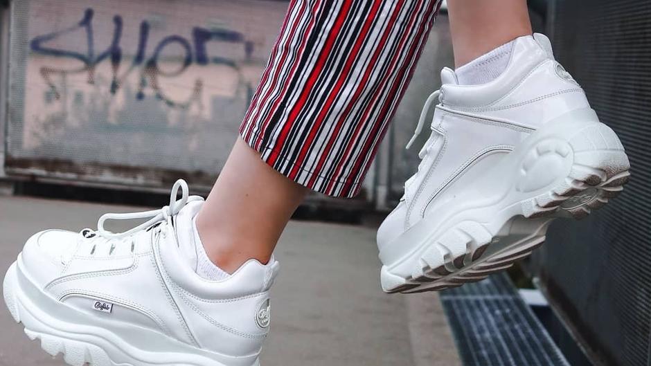 90s90s 6 aktuelle Trends, die wir schon in den 90s Buffalo Schuhe DER Renner in den 90er Jahren |