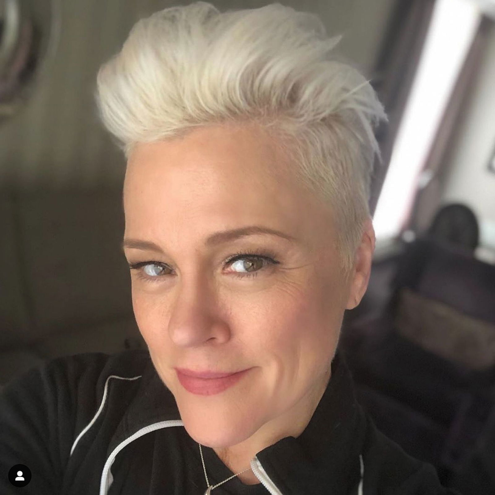 Christine Elise (Emily Valentine)