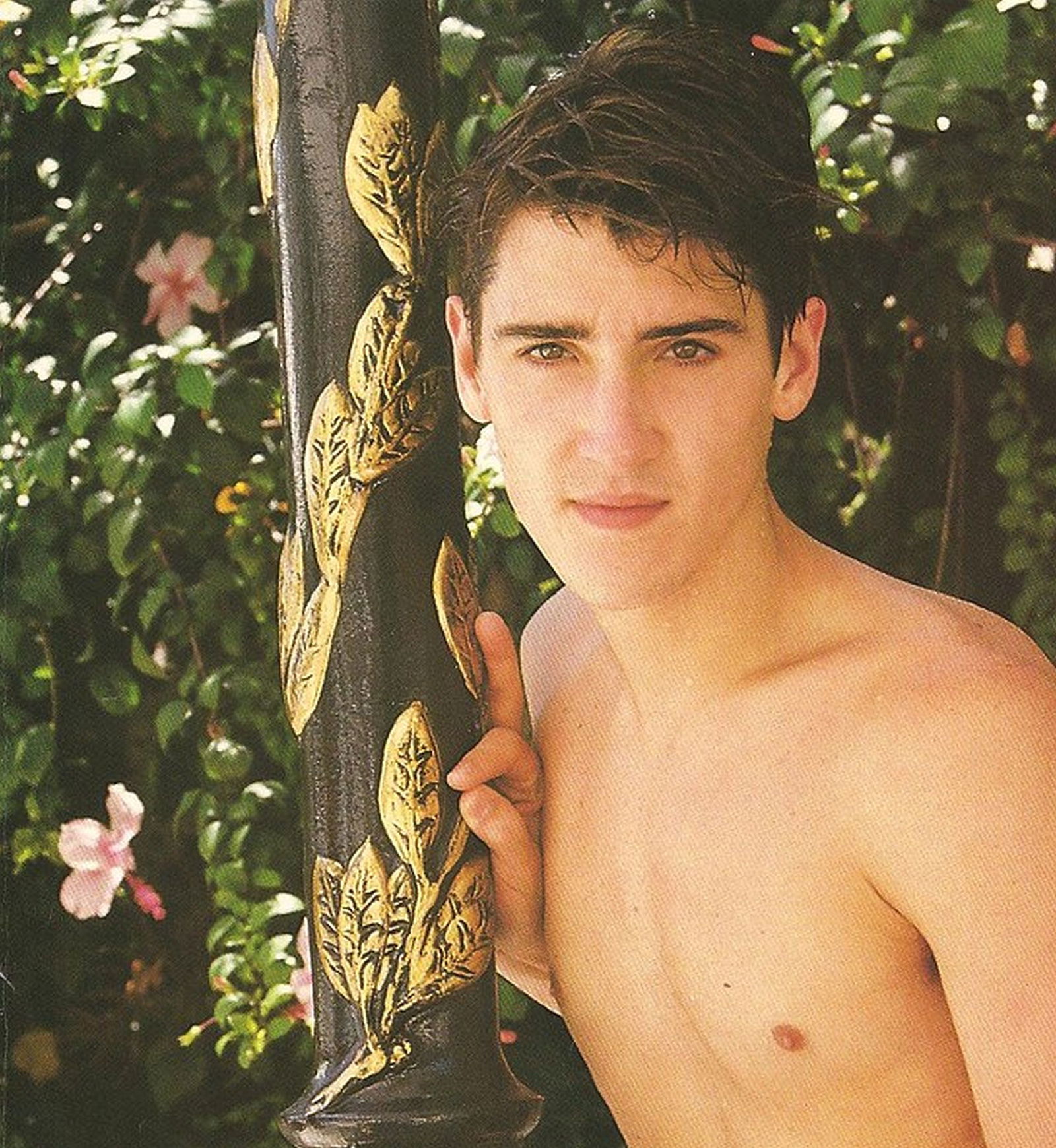 Jonathan Knight (90s)