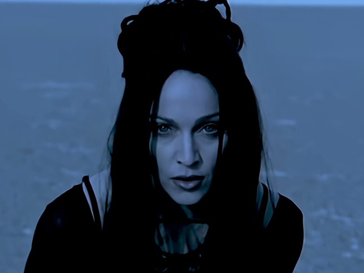 Madonna_Frozen.png?rect=135,0,1200,900