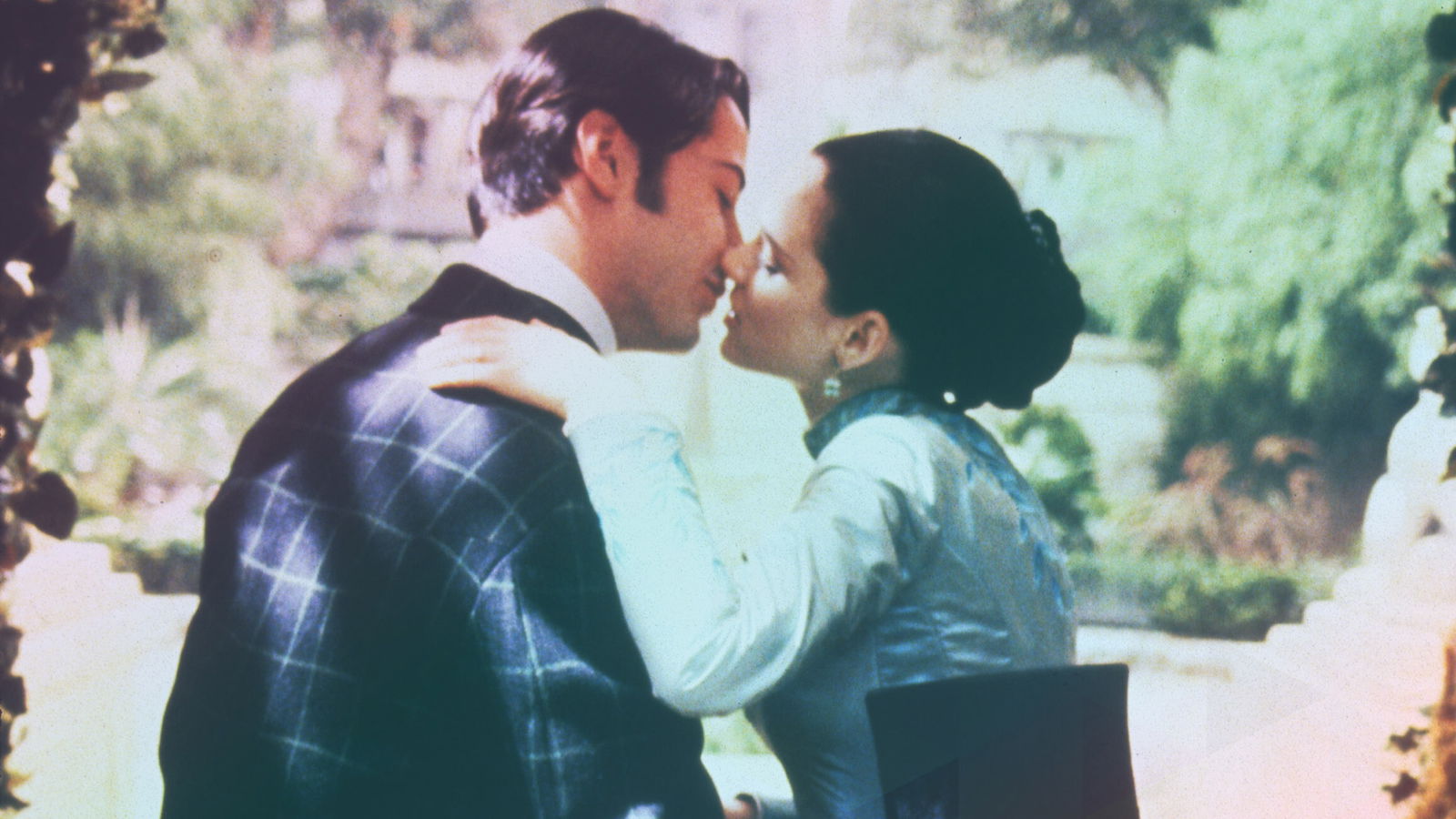 BRAM STOKERS DRACULA US (1992): KEANU REEVES als Jonathan Harker, WINONA RYDER als Mina Murray