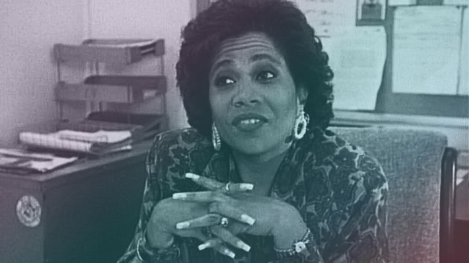 Denise Dowse in ihrer Rolle als Schuldirektorin Mrs. Teasley in Beverly Hills 90210