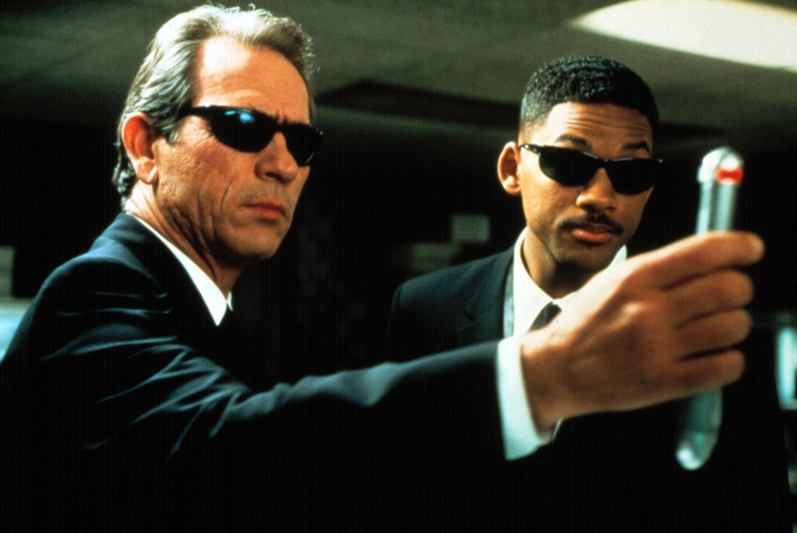 Will Smith & Tommy Lee Jones (Men in Black)