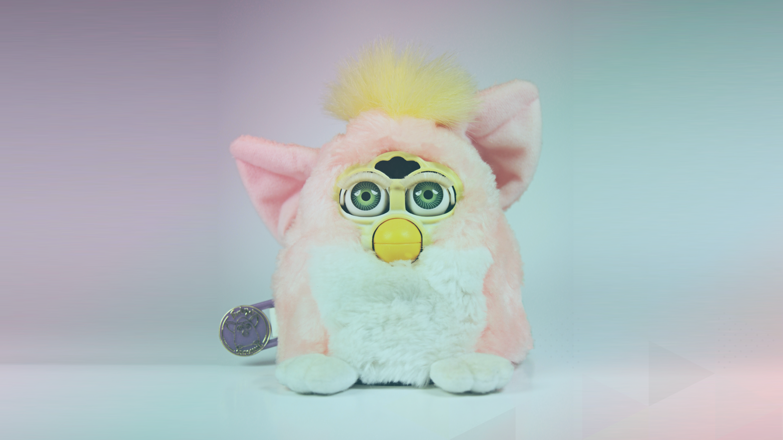 Ein Furby aus den 90s
