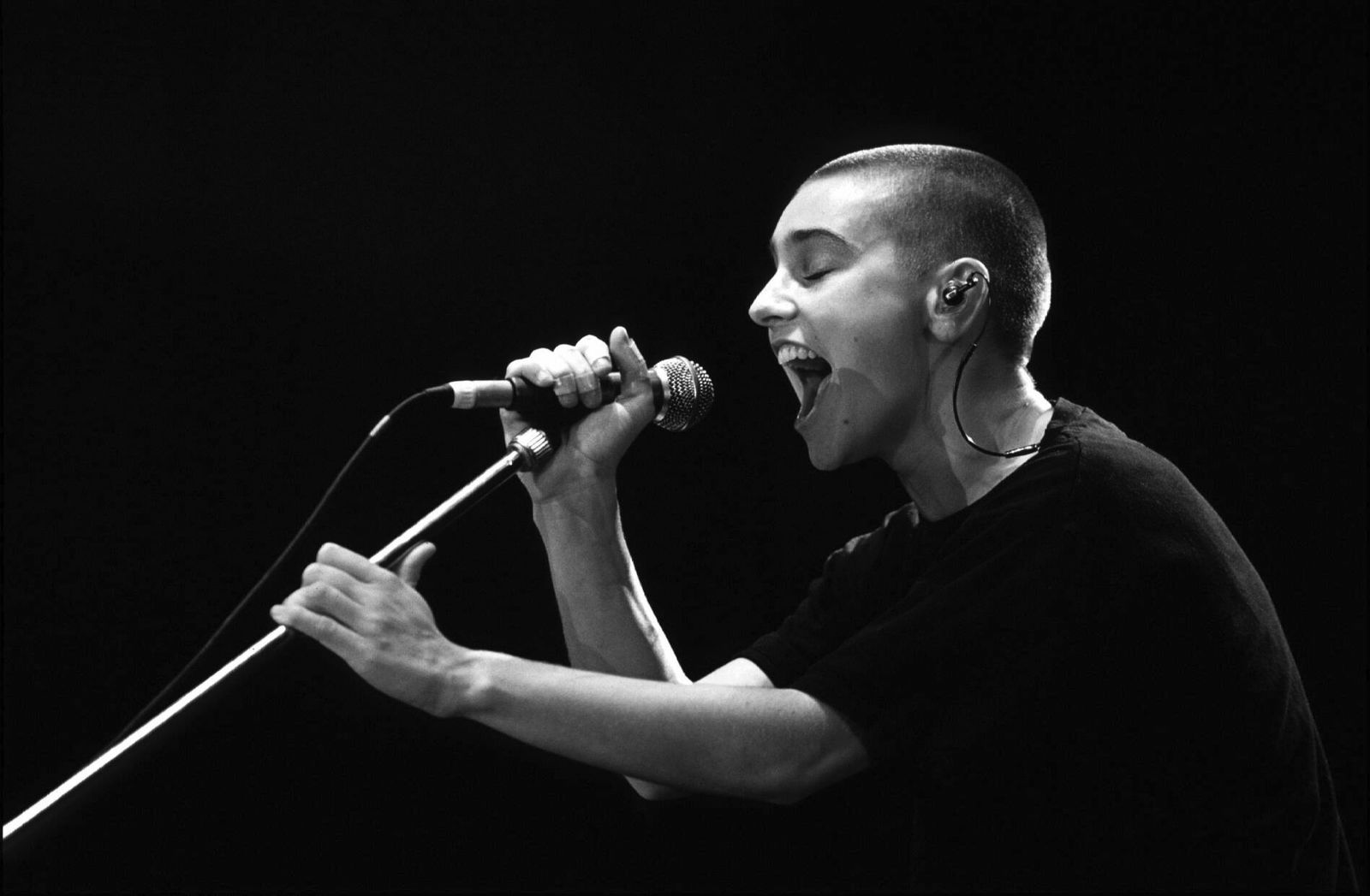 Sinéad O’Connor (1990)