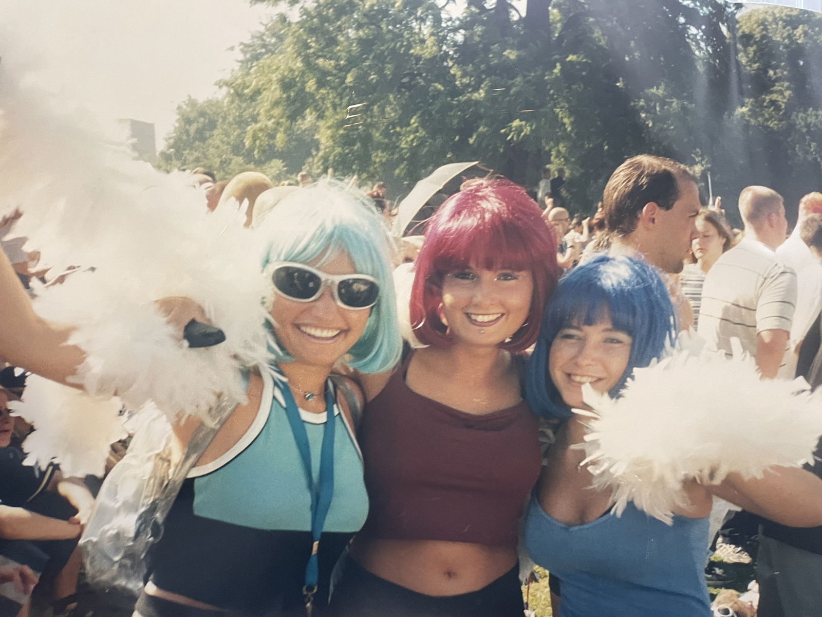 90s90s Hörerin Nicole (Mitte)