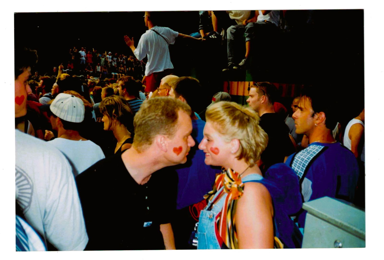 90s90s Hörerin Manu