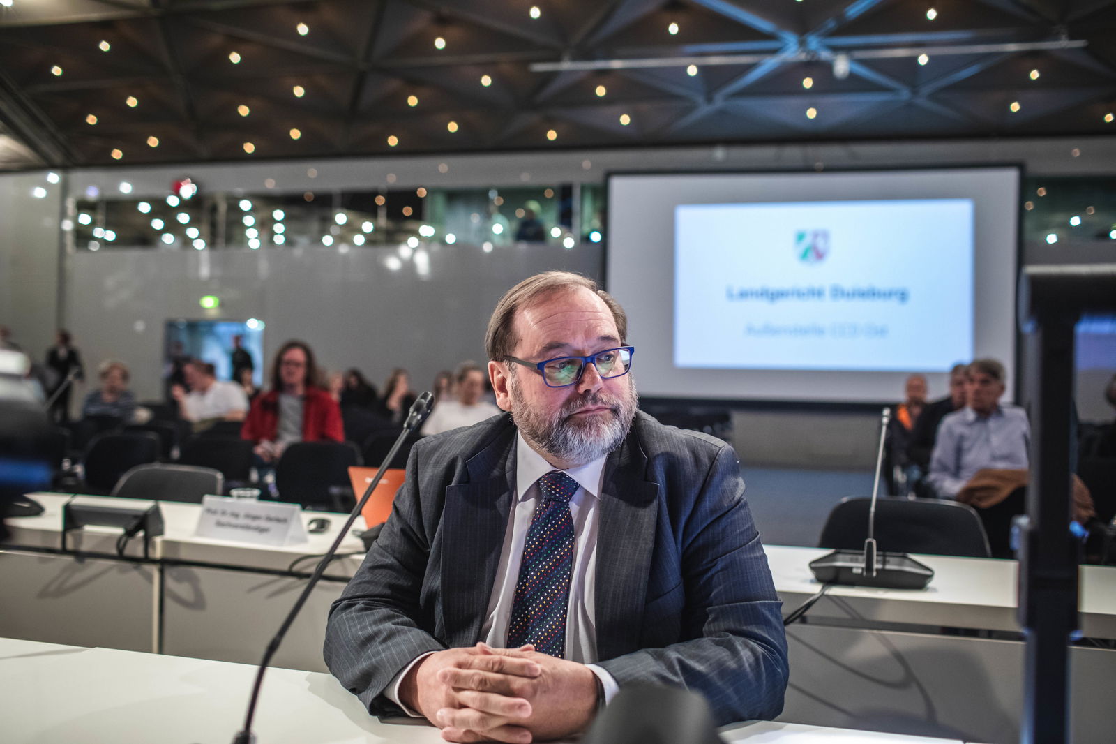 Der ehemalige Bürgermeister von Duisburg, Adolf Sauerland im Gerichtssaal (2018)