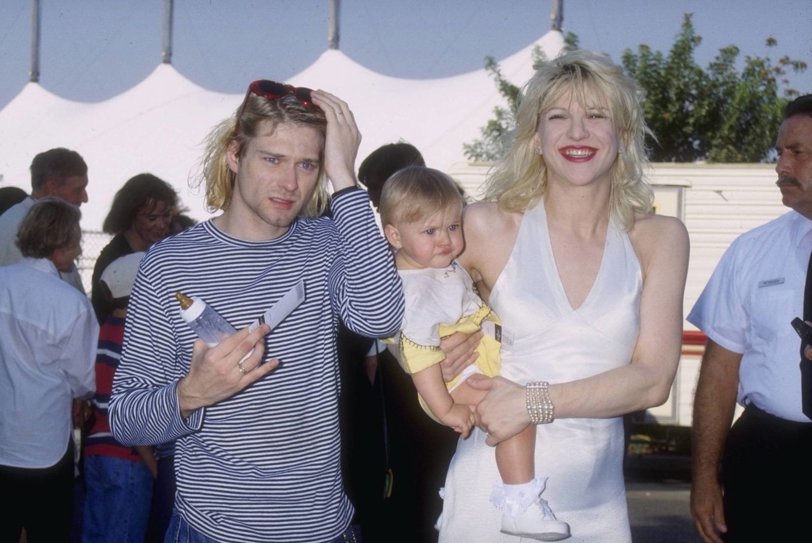 Kurt Cobain, Courtney Love & Fances Bean (1993)