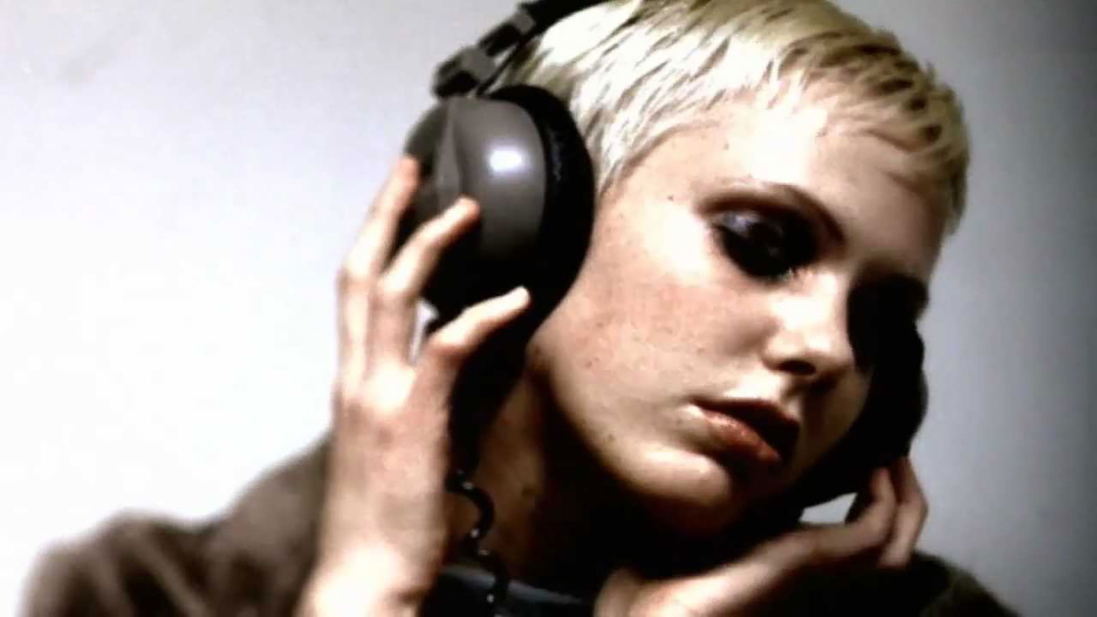 Das "Sonic Empire"-Musikvideo von Members of Mayday