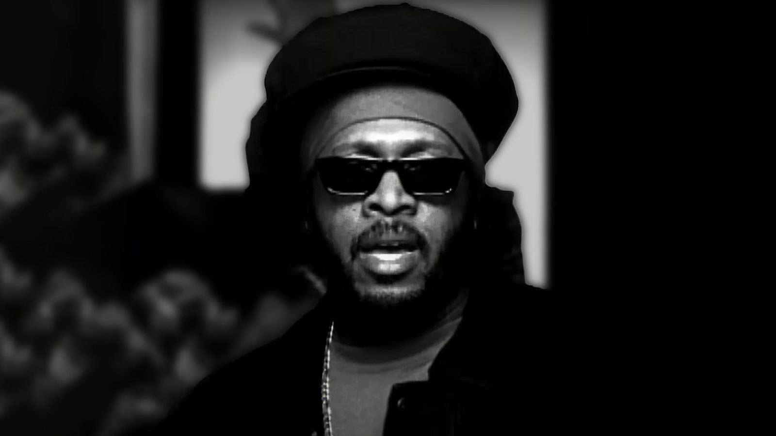 Ini Kamoze - Here Comes The Hotstepper