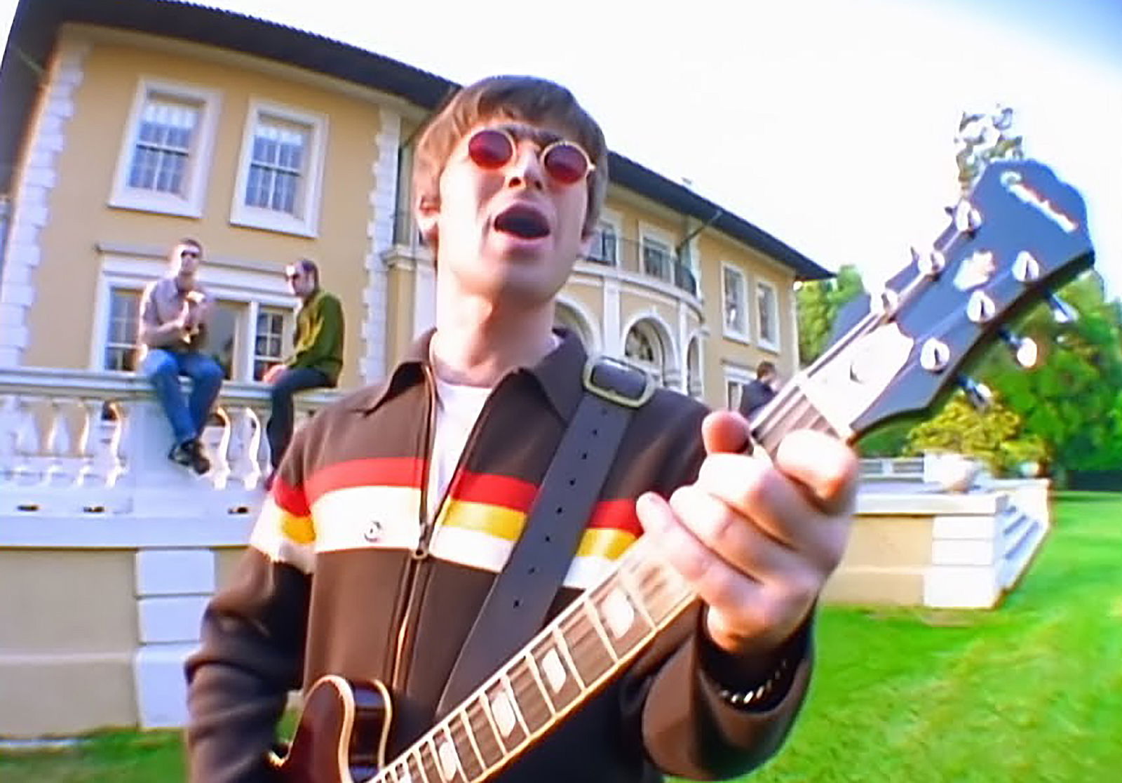 Musikvideo "Don't Look Back in Anger" von Oasis