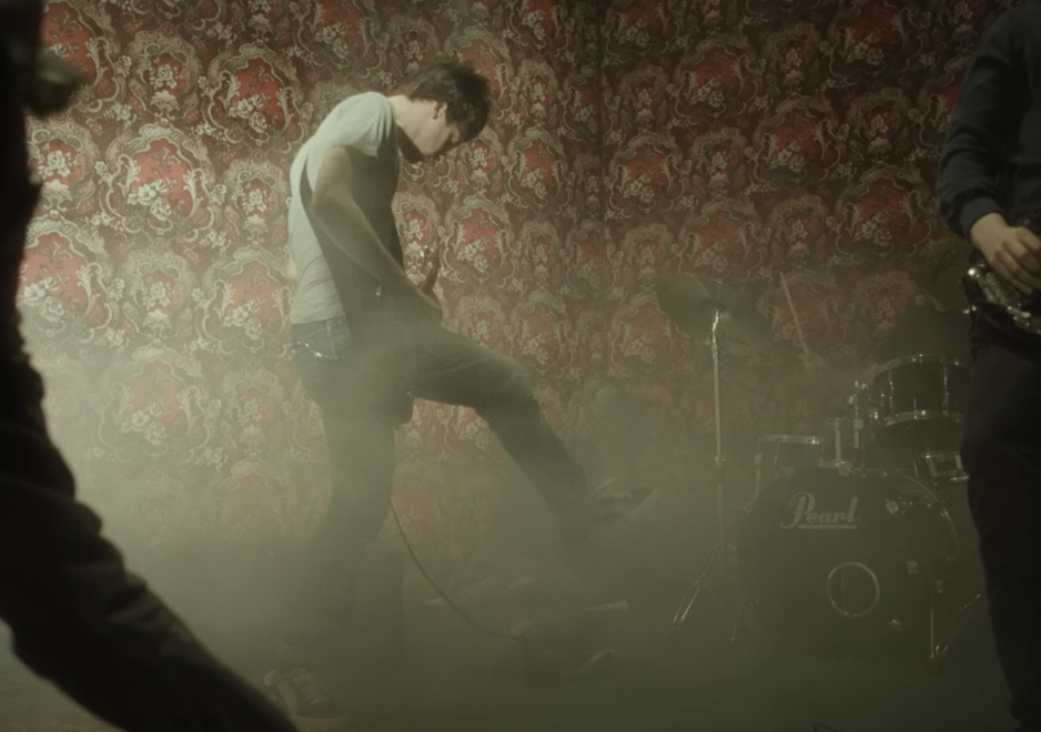 Blur - Song 2 (Official Music Video)