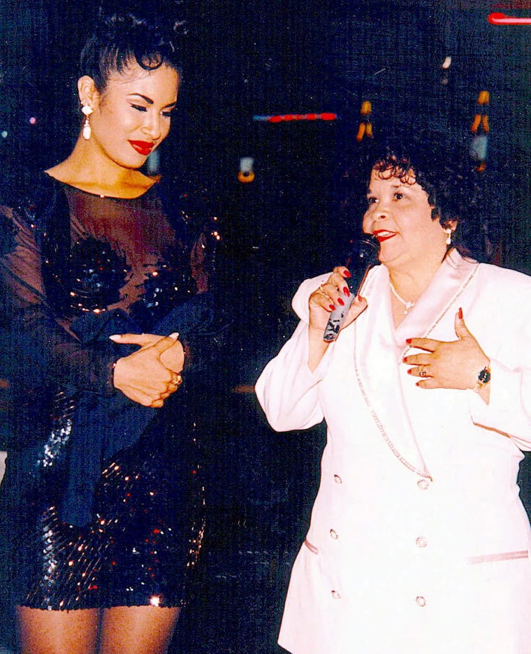 Selena & Yolanda