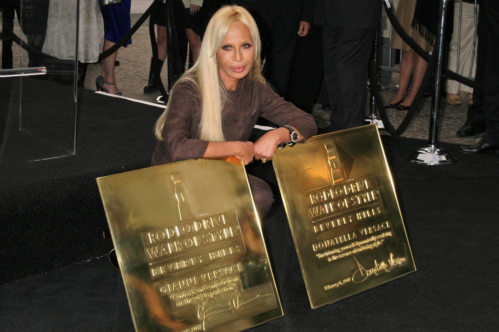 Ehrung von Gianni Versace und Donatella Versace auf dem Rodeo Drive Walk of Style in Beverly Hills