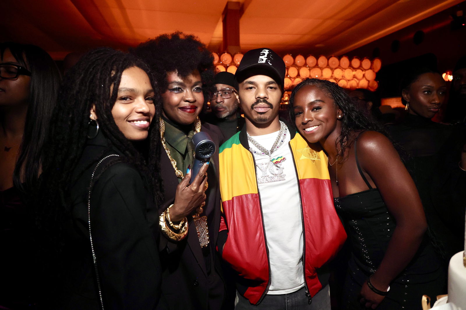 Lauryn Hill mit ihren Kindern Sela Marley, YG Marley & Sara Marley