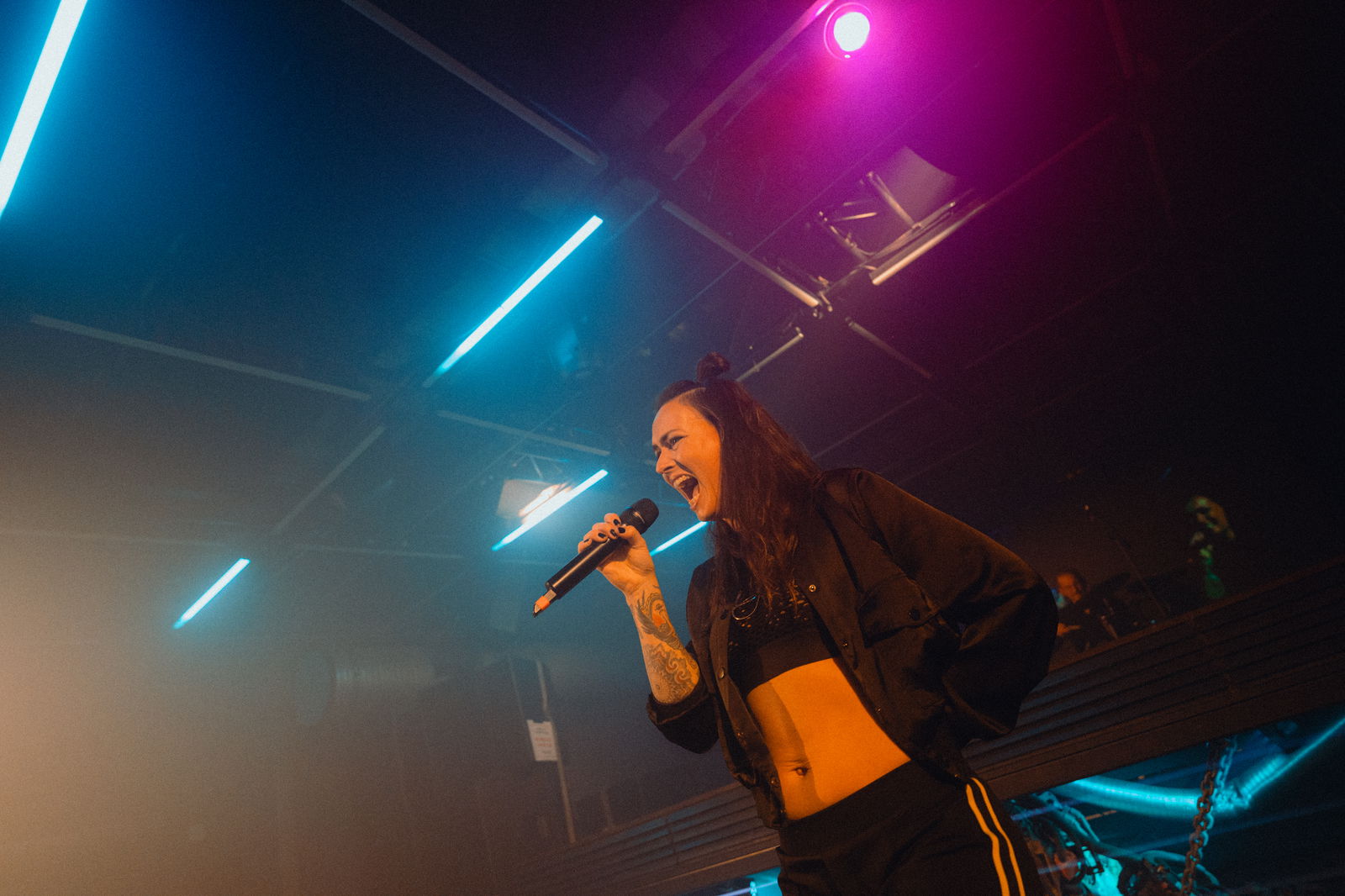 Sängerin Astrid bei der 90s90s Club Session