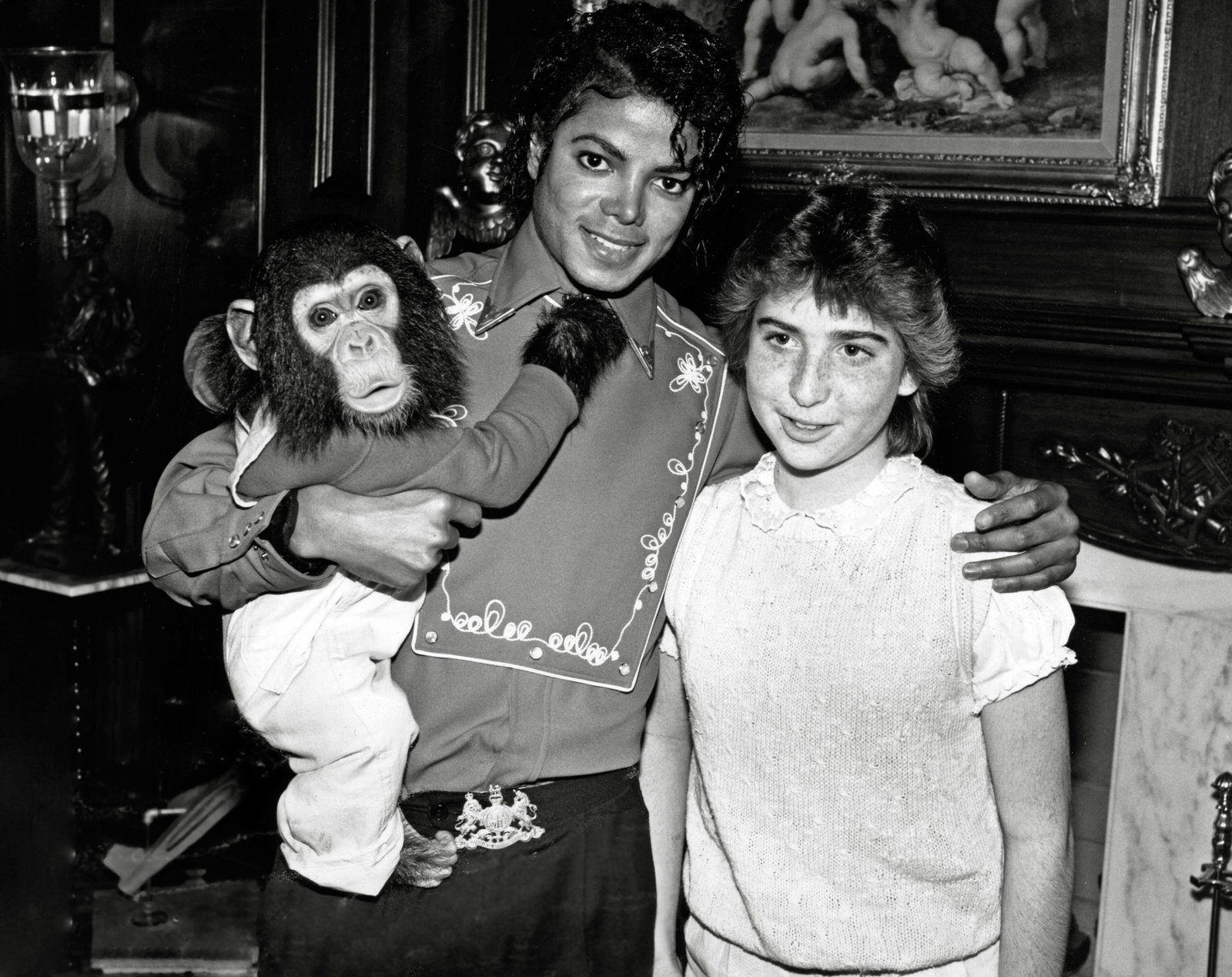 Michael Jackson & Bubbles (1986)