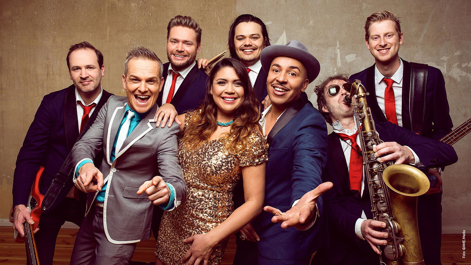 Lou Bega & Hermes House Band