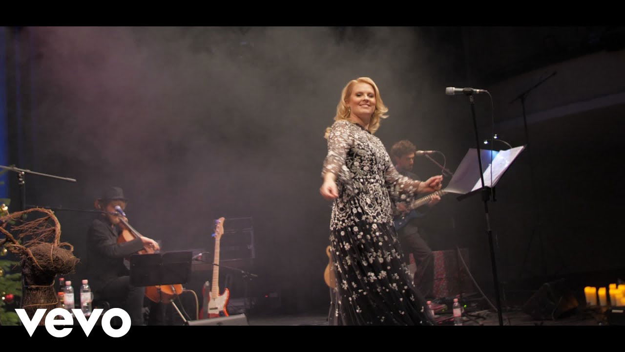 Patricia Kelly - My Christmas Concert Medley