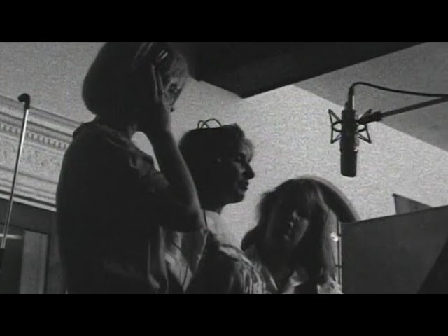 La mamá de #Frusciante en Under the Bridge, 1991