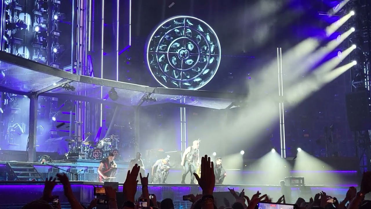 Rammstein Outro Till Lindemann Ansprache ans Publikum München 08.06.2023 Feuerzone Verabschiedung