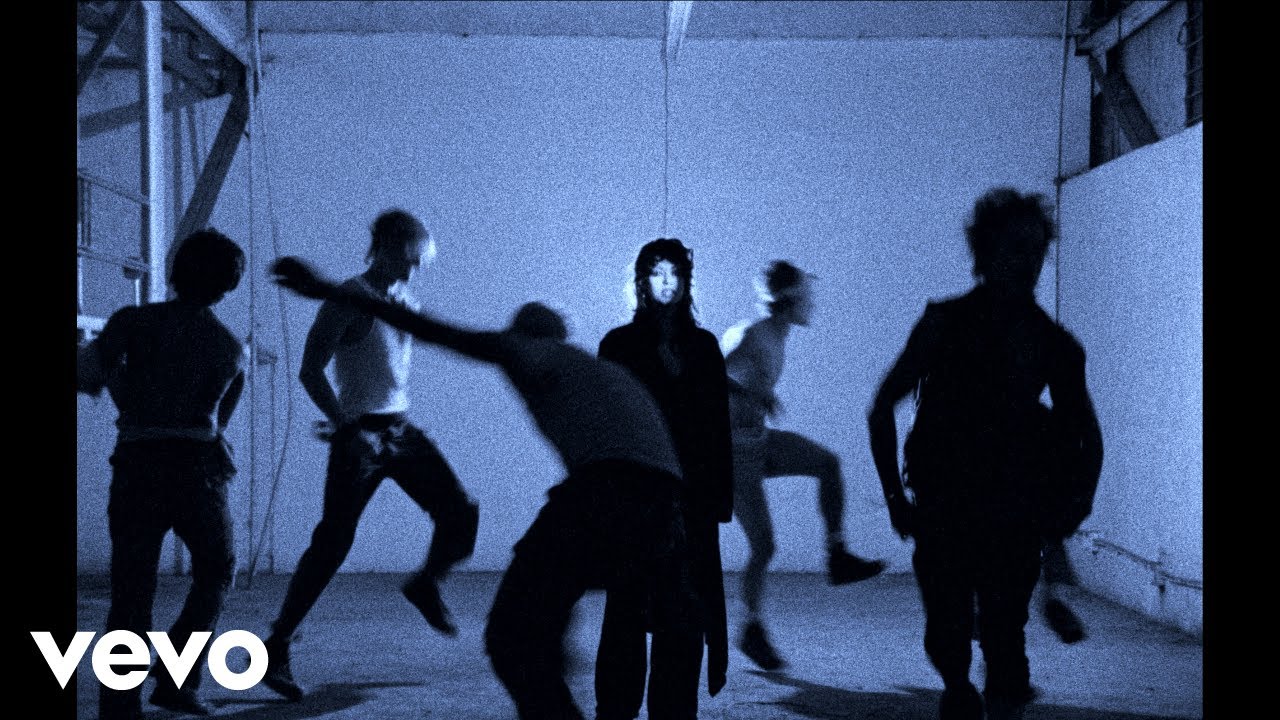 Violet Grohl - Cool Buzz (Official Music Video)